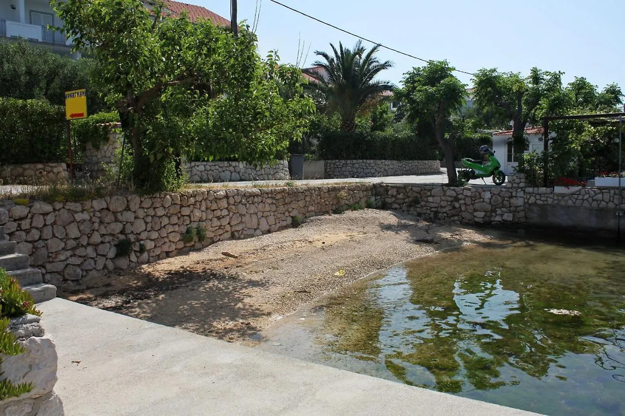 Seaside Apartments With A Swimming Pool Barbat, Rab - 4951 Barbat na Rabu Croatia