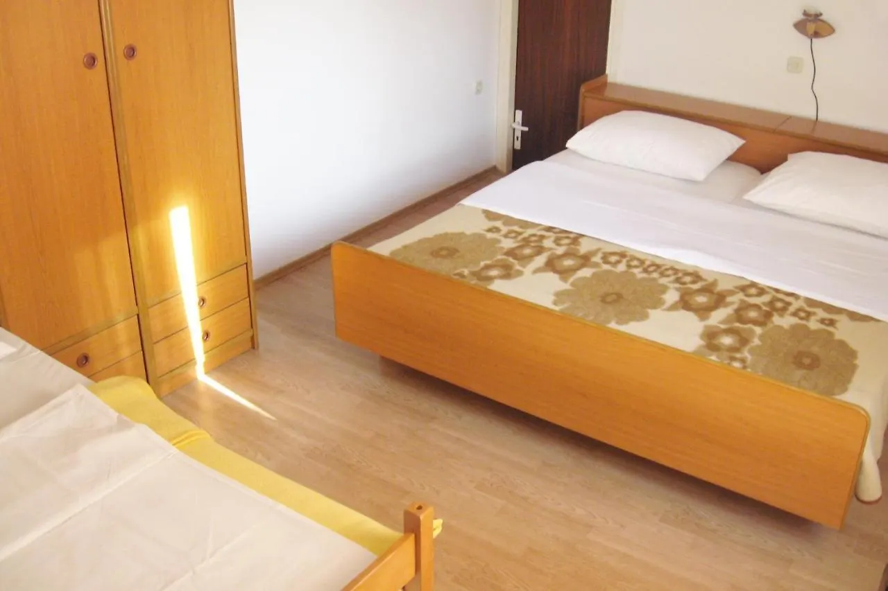 Seaside Apartments With A Swimming Pool Barbat, Rab - 4951 Barbat na Rabu